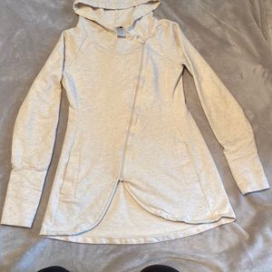 The north face women’s cream small
